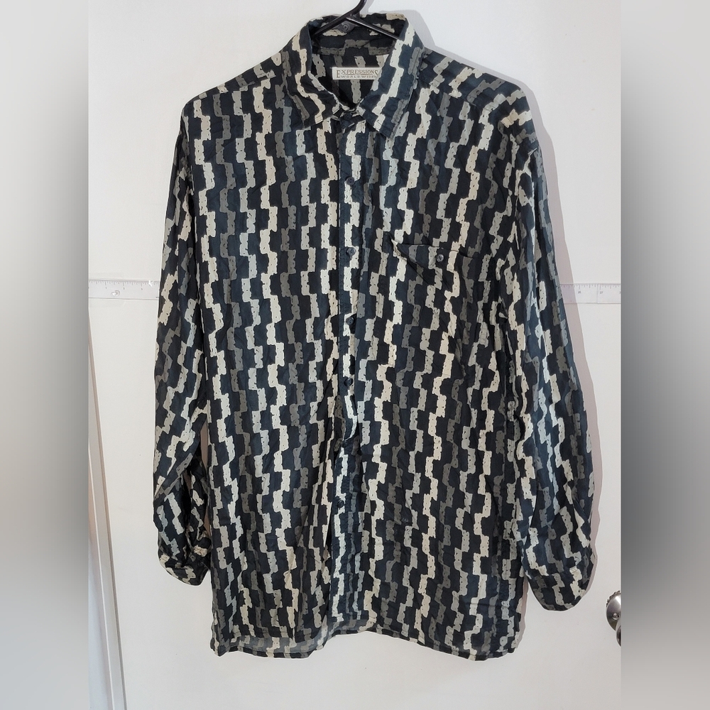 Vintage Silk Men's  Button Up Top Size Small